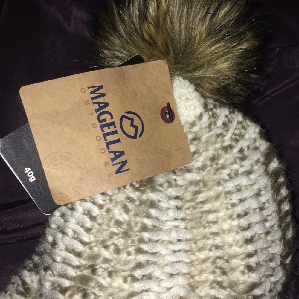 NEW - Picture 2 of 3